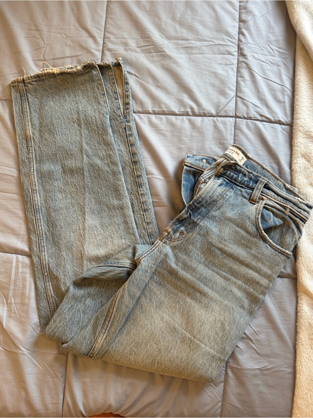 Abercrombie 90’s straight jeans - size 8R